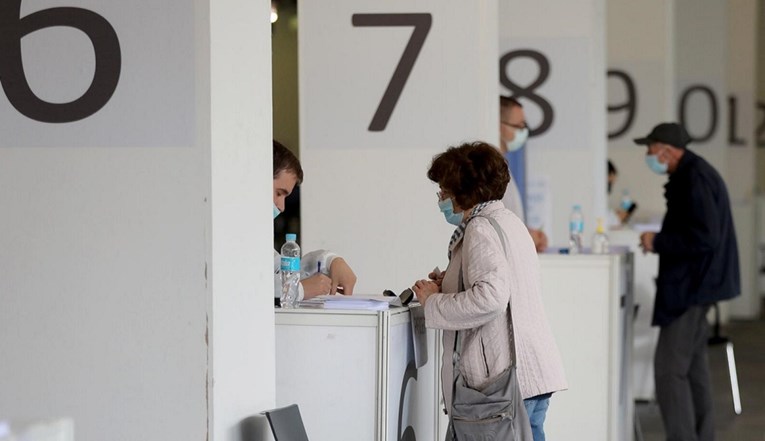 Stožer: Imamo 3585 novih slučajeva, testirano 11.193 ljudi, umrlo njih 25