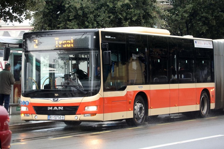 Vozač riječkog Autotroleja koji je istupio kao zviždač ipak vraćen na posao