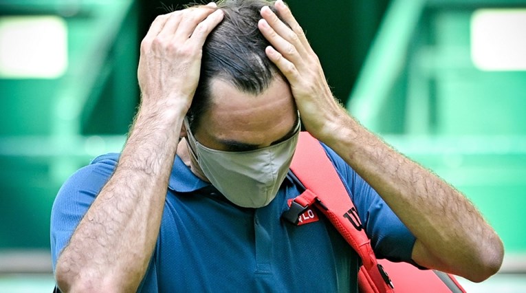Federera šokirao 19 godina mlađi igrač na turniru koji je Švicarac osvajao 10 puta