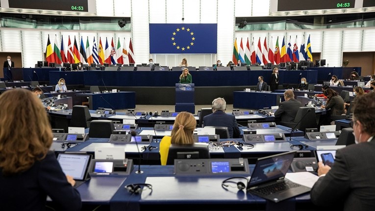 EU: Ruralna područja, životni standard i mladi ključni za demografsku sliku