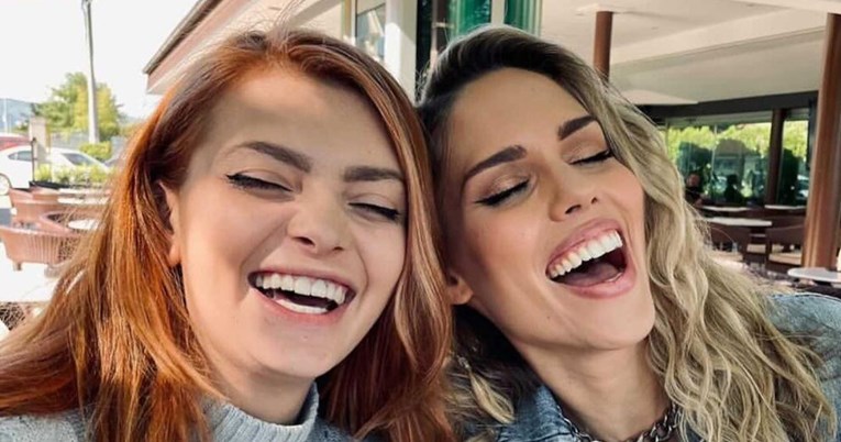 Franka nakon priča o nevoljama u braku pozirala s Ellom, ne skidaju osmijeh s lica