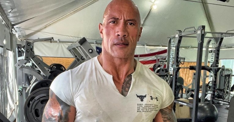 The Rock pokazao nestvarno mišićave noge, fotka je skupila više od 2 milijuna lajkova