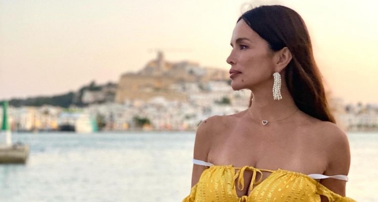 Severina oduševila izgledom u prozirnoj haljini, na Instagramu citirala Balaševića