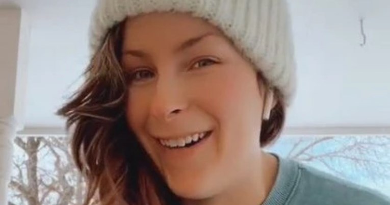 Mama saznala da sinov rođendan slavi na krivi datum