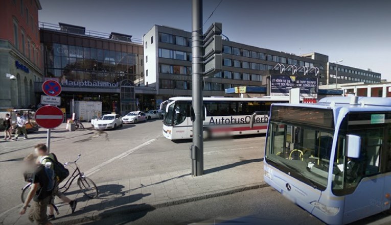 Nadrogirani Hrvat divljao po kolodvoru u Njemačkoj, mahao genitalijama i završio na psihijatriji