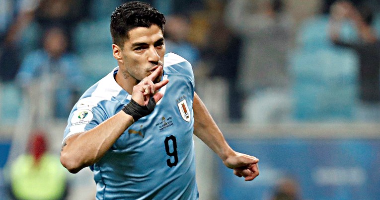 JAPAN - URUGVAJ 2:2 Suarez i Gimenez spašavali Urugvajce