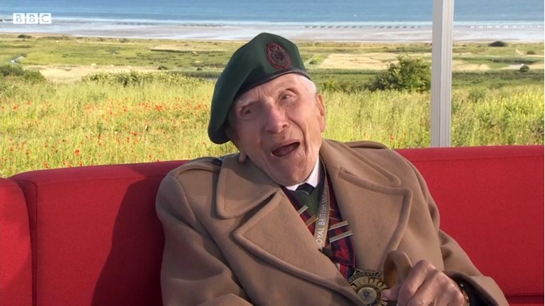 Dirljiva poruka veterana Dana D: Teško je opisati koliko mi volimo jedni druge