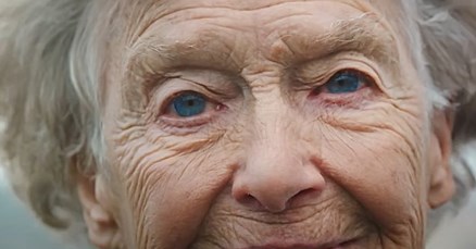 Upoznajte "čeličnu časnu" - 86-godišnju triatlonku koja je postala nova Nikeova muza