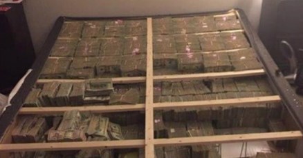 Policija u madracu našla 20 milijuna dolara u gotovini, evo kako to izgleda