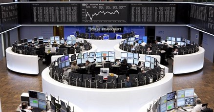 Dolar uskoro jači od eura, njemačke dionice od početka godine porasle preko 26 posto