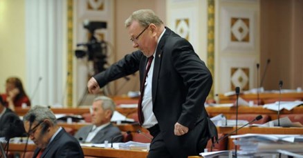 Šeks: Milanović pokušava izazvati ustavnu krizu