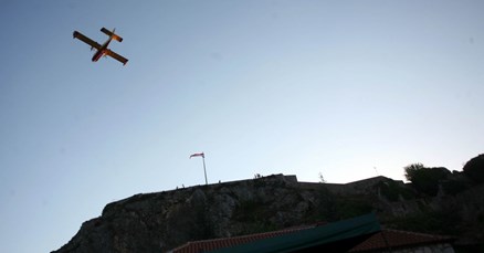 Požar kod Knina krenuo s groblja