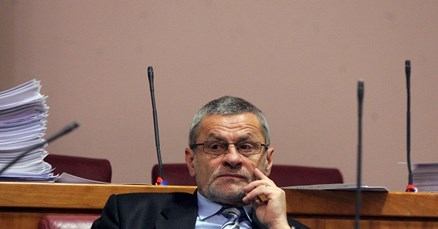Dragutin Lesar se povlači iz politike