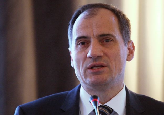 Dobrović debelo prekoračio ovlasti: Europska komisija ukorila MOST-ovog ministra