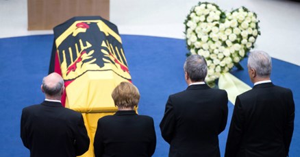 Održana komemoracija za Hansa-Dietricha Genschera, na ispraćaju i Miro Kovač