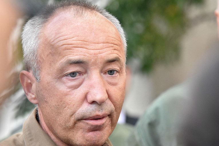 Krstičević obilazi požarište Promine, gdje požar gase dva kanadera i dva airtractora