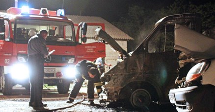 Na parkiralištu izgorjela tri vozila Gradske čistoće Vrgorac