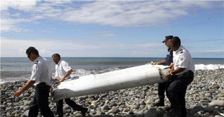 Sastaju se stručnjaci istrage o MH370, počinje vještačenje pronađenog krila na La Reunionu