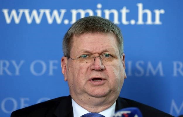 Mrsić: Dodaci, božićnice i regres koštaju više od milijardu kuna, tih novaca jednostavno nema