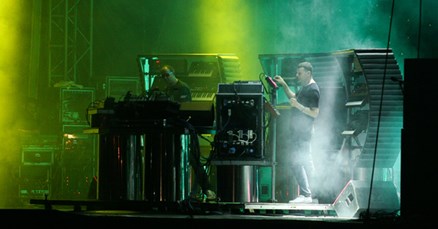 Audiovizualni spektakl Chemical Brothersa: Novalja se napalila, a ni njima nije bilo loše