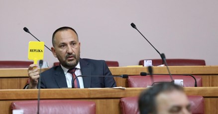 Živi zid i Hrast u saboru napadaju EU: "Europa je iznevjerila Hrvate na Bleiburgu"