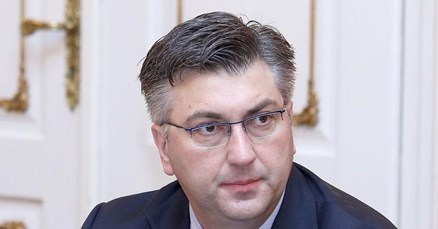 Vlada sutra donosi odluku o izraelskim avionima, a bit će govora i o povjerenju Martini Dalić