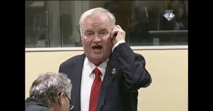 Ratko Mladić tvrdi da je u kritičnom stanju, traži od odvjetnika da mu "spase život"