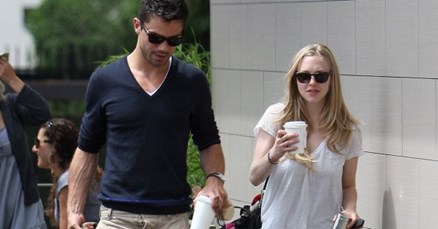 Amanda Seyfried se pomirila s Dominicom Cooperom?