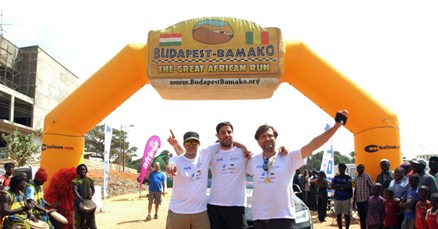 "Medijske kurve godine": Cvetojević i Maštruko uspješno završili Budapest-Bamako rally