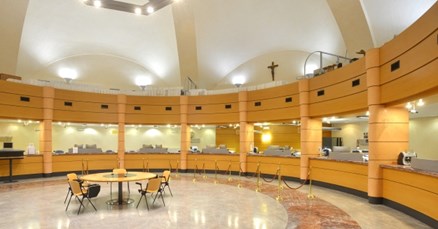 Unatoč optužbama za pranje novca, Papa odlučio zadržati Vatikansku banku