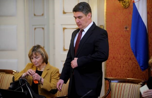brak ne datira ep 14 sirov spojite zvučnu traku na prijemnik