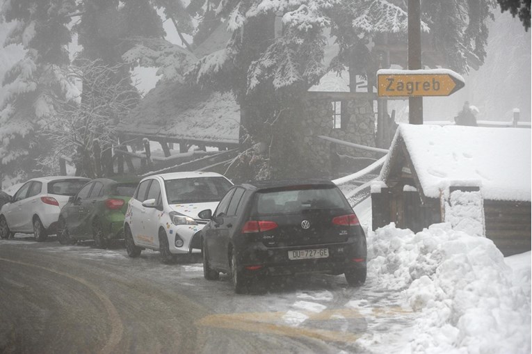 PROGNOZA ZA TJEDAN PRIJE BOŽIĆA Upaljen alarm, temperature opet idu u minus, pripremite se na snijeg