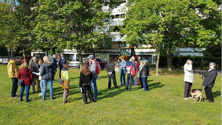 RAT NA SAVICI Građani čuvaju park, stigla policija, a Bandić navodno šalje pojačanje