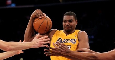 NBA: Lakersi pobijedili Denver bez Bryanta i osigurali doigravanje