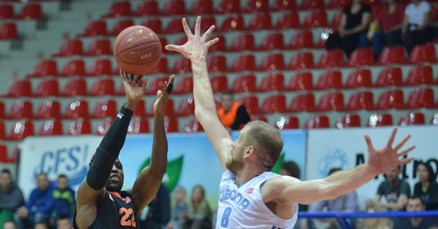 CEDEVITI ZAGREBAČKI DERBI Prvak slavio u Draženovom domu protiv Cibone