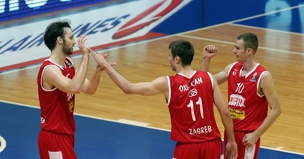 Hrvatska večer u Euroligi: Blokada Hezonje i akcija braće Delaš najbolji potezi kola