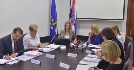 Povjerenstvo za sukob interesa ne pokreće postupke protiv Šeparovića, Hajdaša Dončića i Barišića