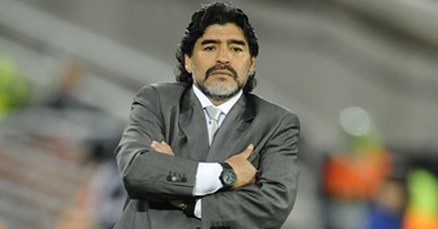 Maradonu žele dva brazilska kluba i jedna europska reprezentacija