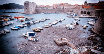 Hrvatska živi od turizma. To postaje sve opasnije