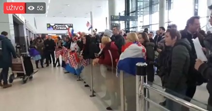 Pogledajte ludnicu na dočeku prvog hrvatskog zlatnog paraolimpijca