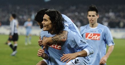 Napoli pobijedio Novaru i približio se Ligi prvaka