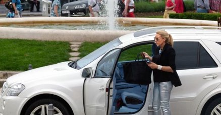 Fani Horvat parkirala automobil na mjestu za taxi pa otišla piti kavu