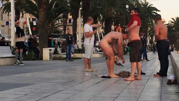 Slike muskaraca goli