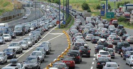 Počeo najgori prometni vikend: Na Istarskom ipsilonu kolona duga 30 kilometara