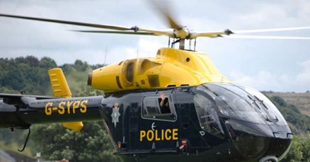 Britanski policajac osuđen na godinu dana zatvora jer je iz helikoptera snimao nudiste i svingere