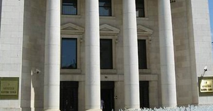 HNB: Bivši bavarski premijer Stoiber govori neistine