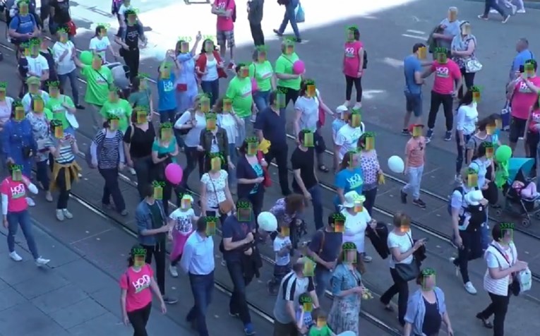 Kompjuter kaže kako je na Hodu za život bilo puno manje od 10.000 ljudi. Tko je u pravu?