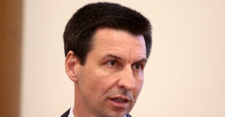 Vlada će Nedrka Ilčića plaćati 10.000 kuna mjesečno da ih savjetuje, podsjetimo se tko je taj čovjek