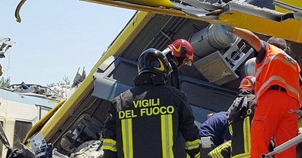 Drama u Italiji: 20 mrtvih u sudaru vlakova, izvlače se ranjeni, fali krvi