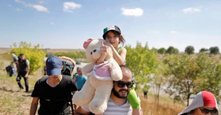 "Spasite nas od utapanja": Turska zaustavila migrante na putu do grčke granice